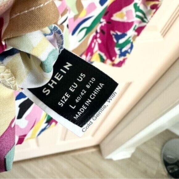 floral Shein tank - Picture 3 of 5